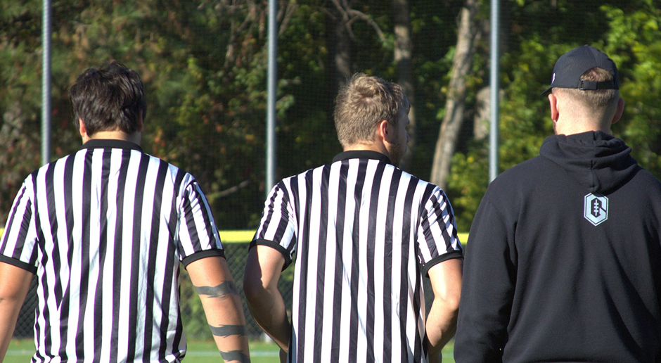 Become a referee! - Email thunter@gridironfb.com