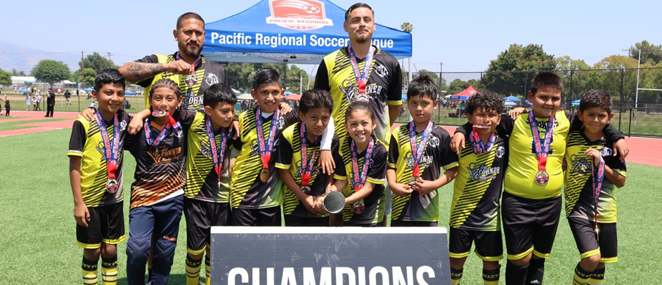 B2016 STRIKERS