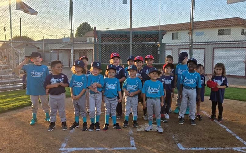 T-Ball Mariners and Reds!
