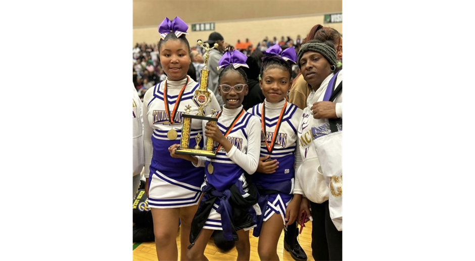12U Lady bolts headed to Nationals