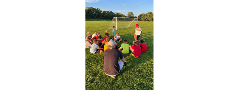 United Player Brennen Lemke Giving Back