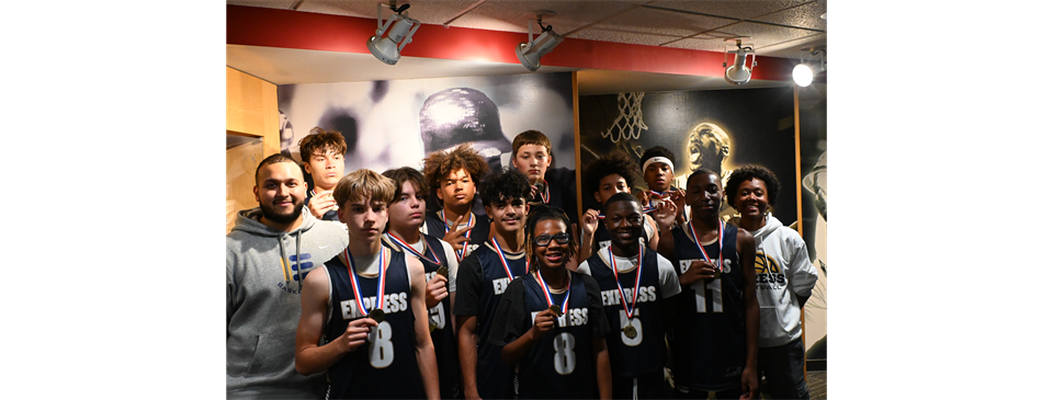 IL Express 15U - Ortiz