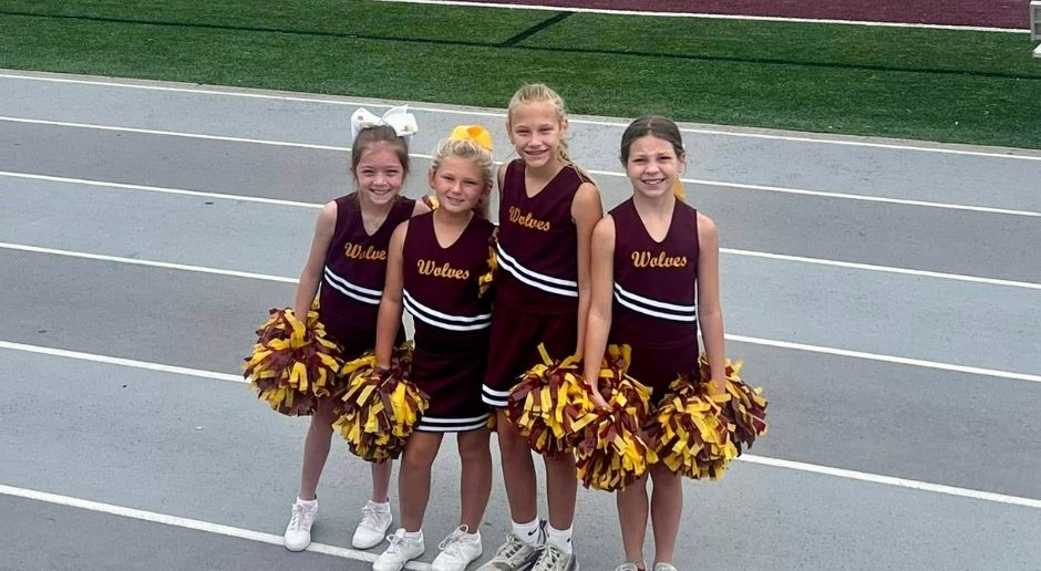 CHEERLEADING